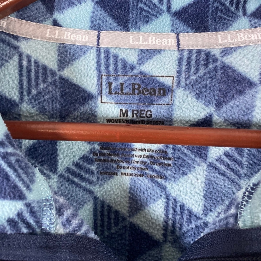 L.L. Bean Womens Fleece Jacket Blue Geometric Full Zip Medium Gorpcore Winter - Picture 5 of 5